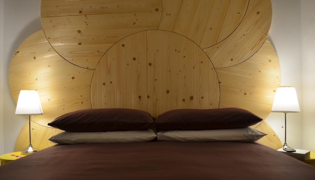 Angelina Urban Lodge Tolentino Phòng bức ảnh