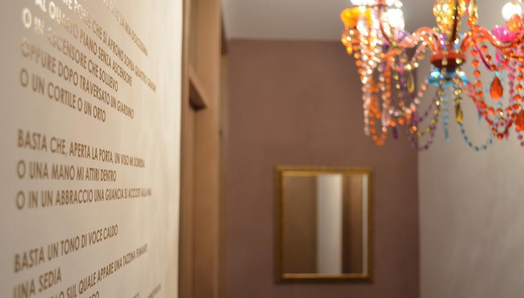 Angelina Urban Lodge Tolentino Phòng bức ảnh